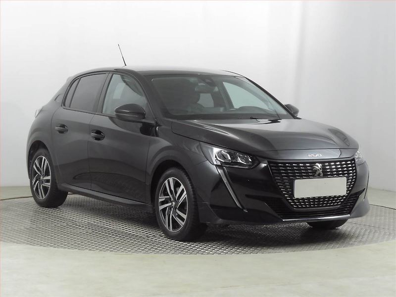 Peugeot 208 (2022) Allure 1.2 PureTech - fotografie inzerátu