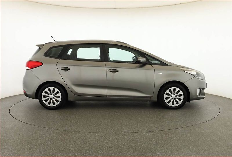 Kia Carens (2013) 1.7 CRDi, ČR,1.maj, Serv.kniha - fotka 6 z 14