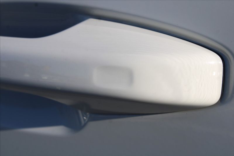 Volvo XC40 2,0 T4  1MAJ,4x4,MOMENTUM PRO - fotka 29 z 43