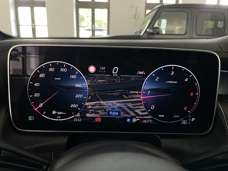 Mercedes-Benz GLC 200d 4Matic - fotka 23 z 33
