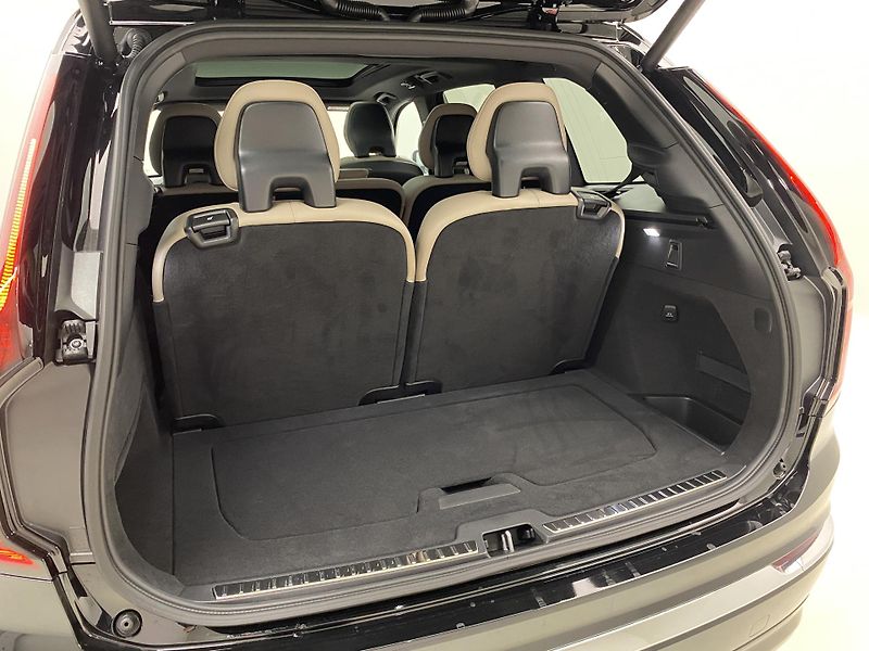 Volvo XC90 (2026) T8 AWD Plug-in BRIGHT PLUS 7m - fotka 24 z 71