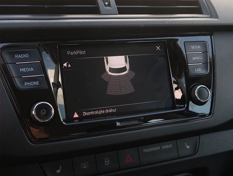 Škoda Fabia (2020) Drive 1.0 TSI, Tempomat - fotka 17 z 20