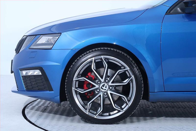 Škoda Octavia (2017) RS 2.0 TDI, 4X4, Automat - fotka 15 z 24