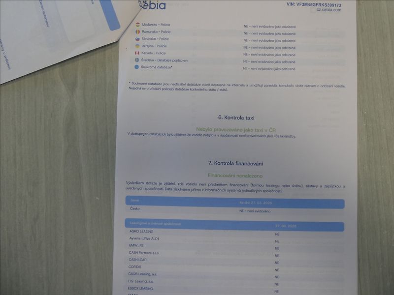 Peugeot 5008 1,6 133kW ALLURE 1.maj,servisk - fotka 47 z 49