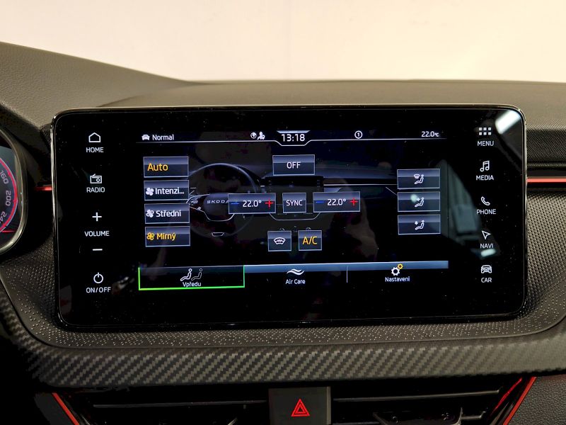 Škoda Scala (2025) 1.5 TSI 110 kW Monte Carlo - fotka 15 z 32