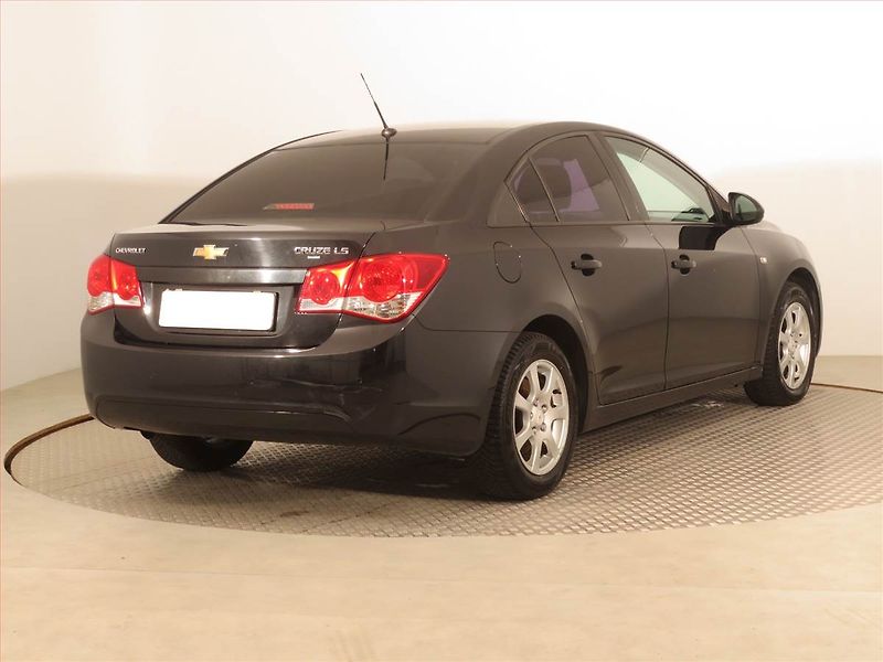 Chevrolet Cruze (2010) 2.0 VCDi, Serv.kniha - fotka 5 z 15