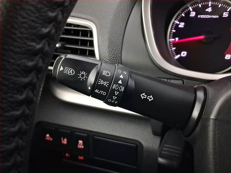 Mitsubishi Eclipse Cross (2019) 1.5 T-MIVEC, Tempomat - fotka 16 z 20