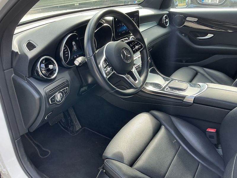 Mercedes-Benz GLC 200 d AMG 4MATIC - fotka 10 z 23