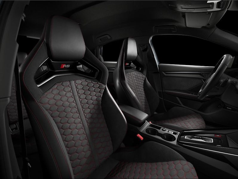 Audi A3 (2026) 2.4 TSI Quattro - fotka 7 z 8