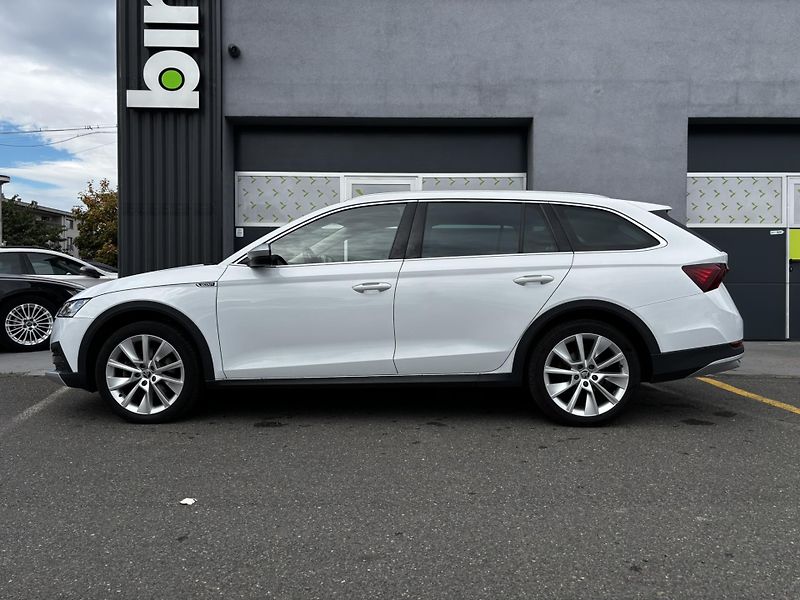 Škoda Octavia (2023)  Combi Scout 2.0 TDI (147 kW)  - fotka 5 z 14