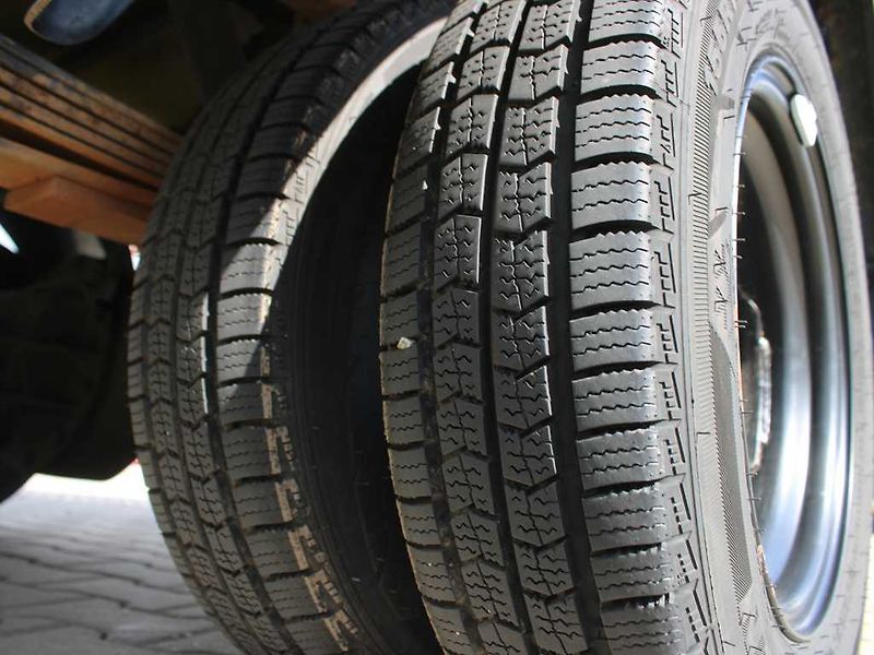 Ostatní Hyundai  H1 TRUCK, EURO 3, NÁJ - fotka 15 z 19