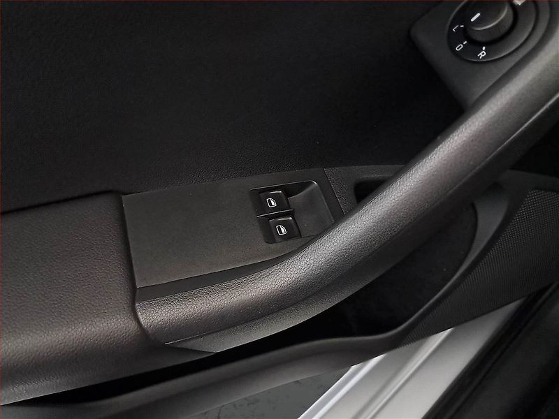 Škoda Octavia (2016) 1.8 TSI, Serv.kniha - fotka 15 z 16