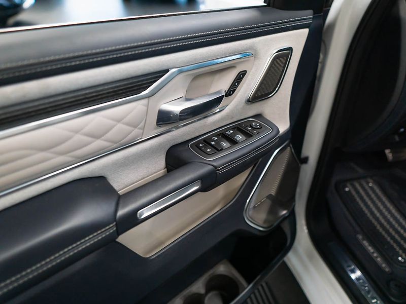 Dodge RAM (2024) 5.7 Limited Elite Edition LPG - fotka 19 z 48