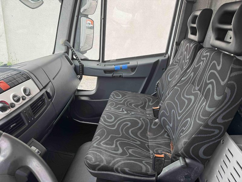 Iveco Eurocargo (2015) 150E25 E6 - skříň - čelo  - fotka 24 z 24