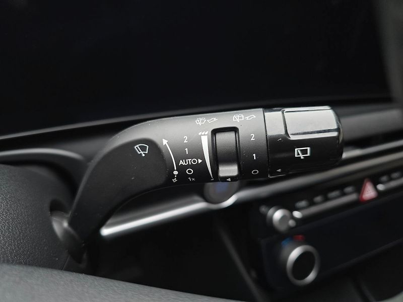 Hyundai Tucson (2025) 1.6T-GDi MT 20 YEARS - fotka 17 z 26