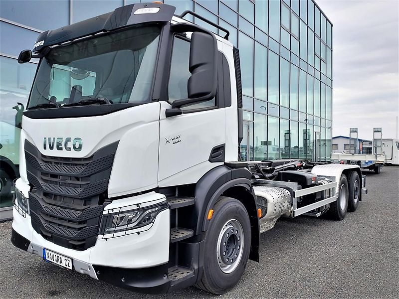 Iveco X-WAY 6x2 MULTILIFT KONTEJNER ABROLL - fotografie inzerátu
