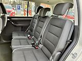 Volkswagen Touran 2.0TDi 103kW DSG NEZÁVISLÉ TOP - náhled 13