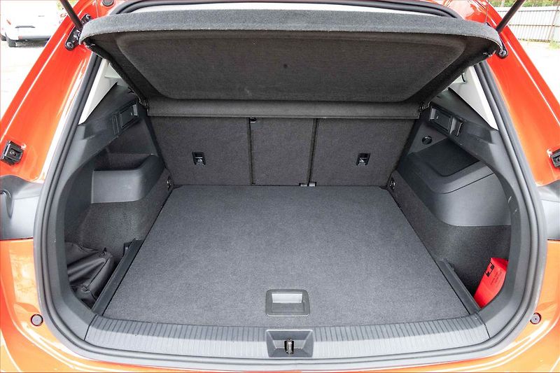 Volkswagen Tiguan (2025) Life 1.5 eTSI - fotka 14 z 20