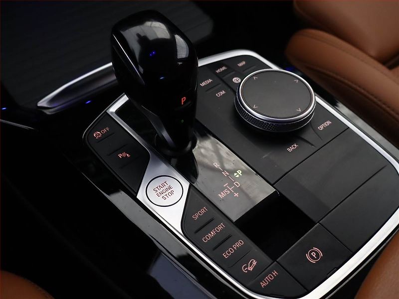 BMW X3 (2023) xDrive20d - fotka 11 z 19