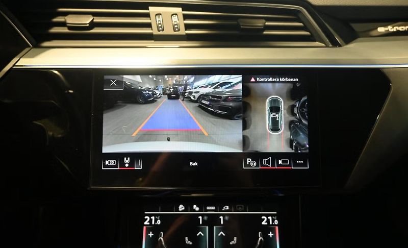 Audi Q8 e-tron 55 Q 360k Pano Tažné BLIS - fotka 26 z 27
