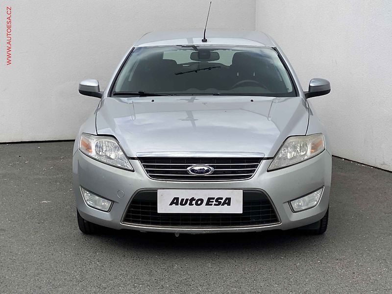 Ford Mondeo (2009) 2.0TDCi - fotka 2 z 13