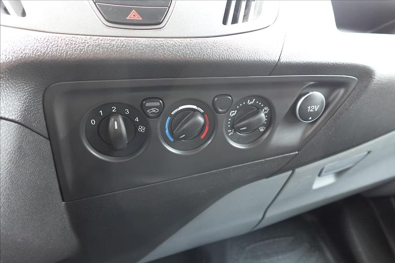 Ford Transit Custom 2,0 TDCI  L1H1 - fotka 29 z 30