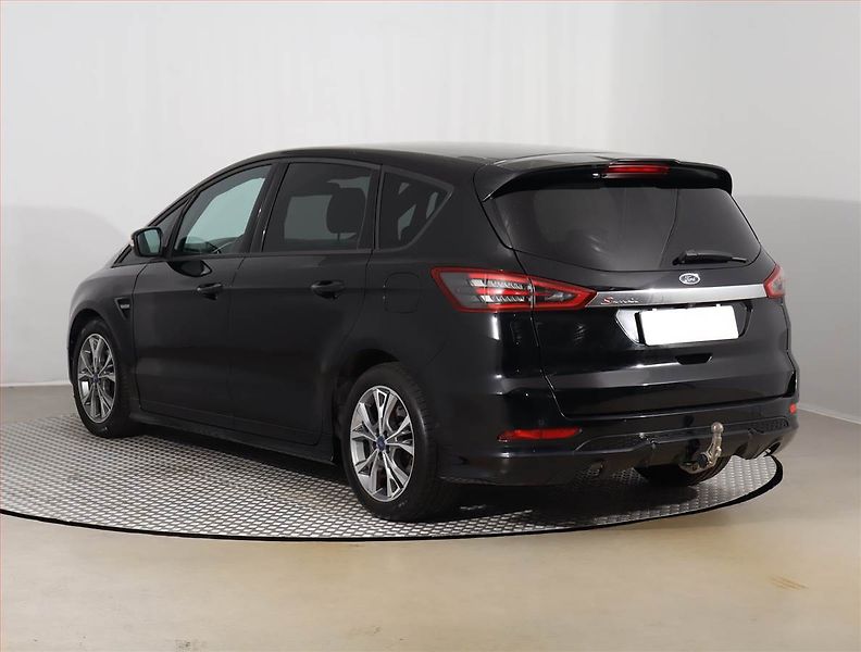 Ford S-MAX (2019) Titanium 2.0 EcoBlue, Automat - fotka 4 z 28