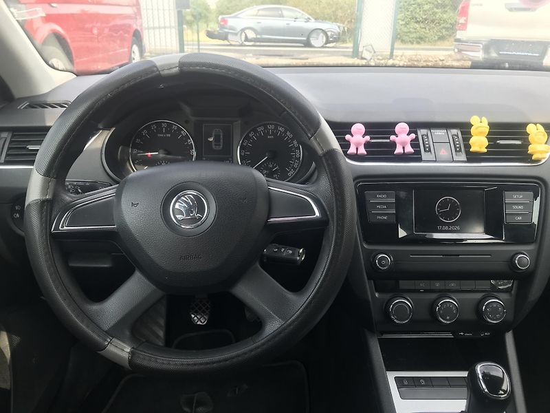 Škoda Octavia 1.6 TDI 77 KW ,PO ROZVODECH - fotka 11 z 12