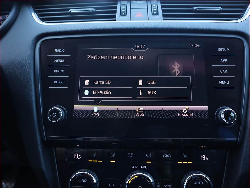Škoda Octavia (2017) Style 1.6 TDI, Tempomat - fotka 17 z 19