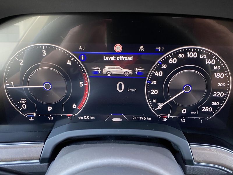 Volkswagen Touareg 3,0 TDI 210 kW Atmosphere 4MOT - fotka 9 z 29
