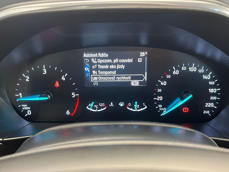 Ford Focus 2.0 EB Titanium manuál 110kW - fotka 16 z 76