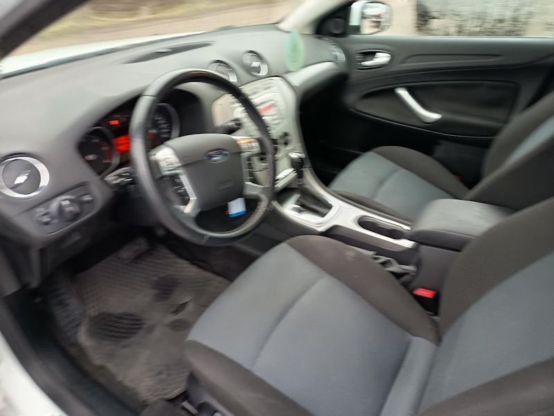 Ford Mondeo (2008) 2.0 TDCI Aotomat! - fotka 20 z 31