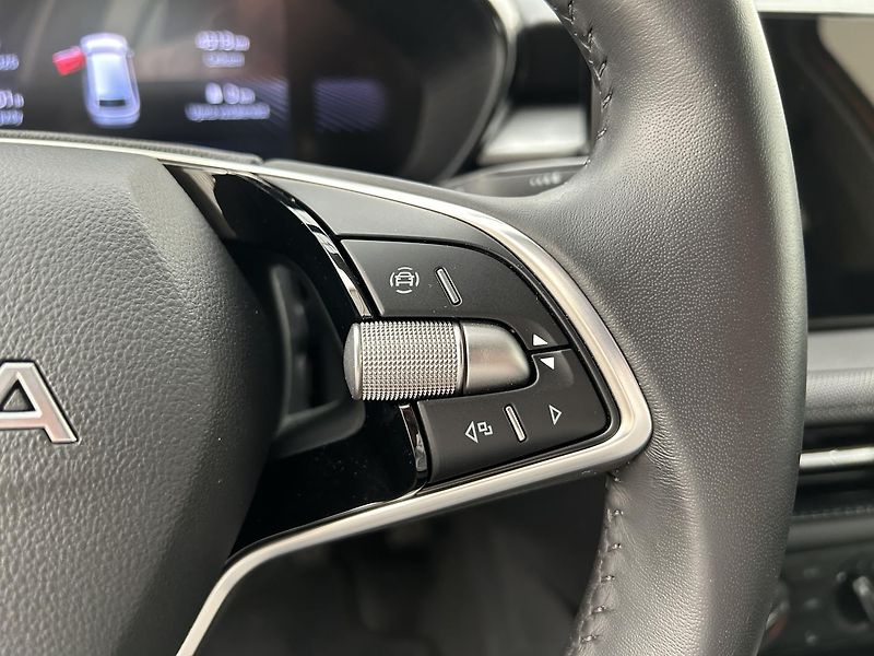 Škoda Fabia 1.0 MPI Selection - fotka 12 z 22