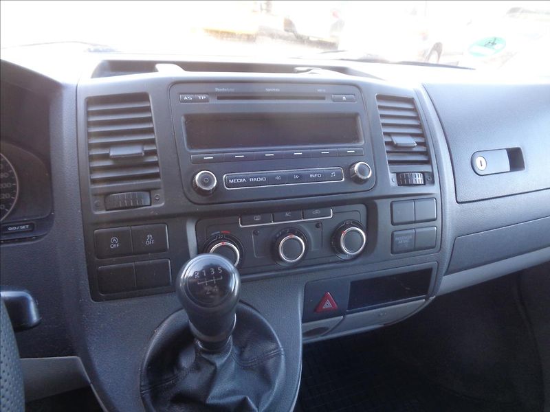 Volkswagen Transporter 2,0   long - fotka 11 z 16