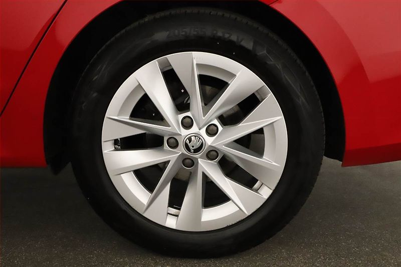 Škoda Octavia (2021) Style 1.5 TSI - fotka 14 z 14