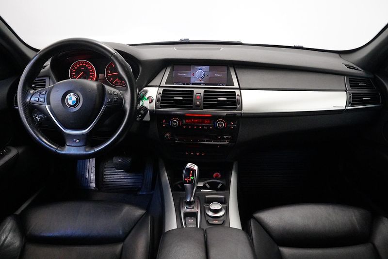 BMW X5 - fotka 6 z 6