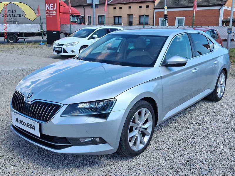 Škoda Superb (2015) 2.0 TDi, ČR, Style - fotka 3 z 24