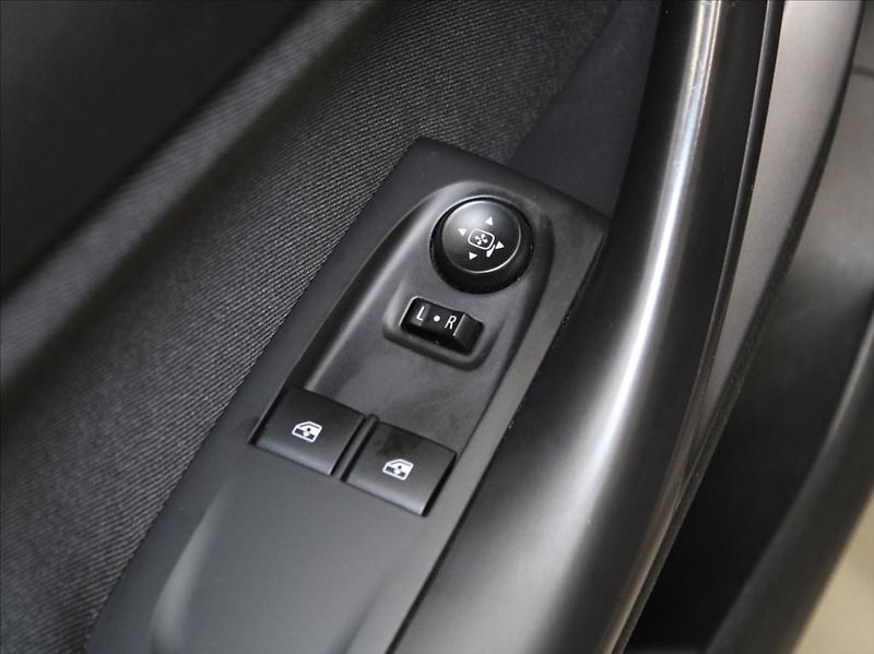 Opel Astra 1,4 i 74kW 2.maj.ČR 127tkm. - fotka 10 z 16