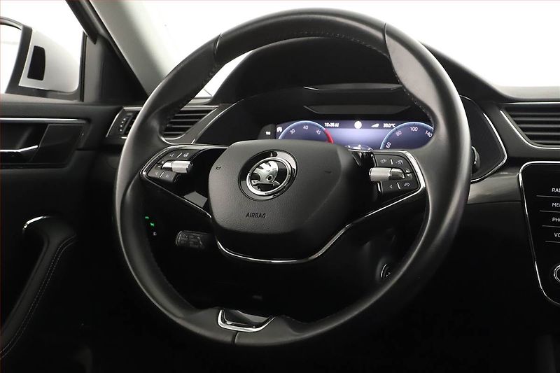 Škoda Superb (2022) Style 2.0 TDI - fotka 8 z 20