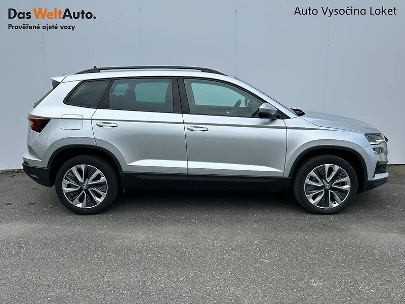 Škoda Karoq (2022) 1.5 TSI 110 kW Tažné Matrix - fotka 18 z 30
