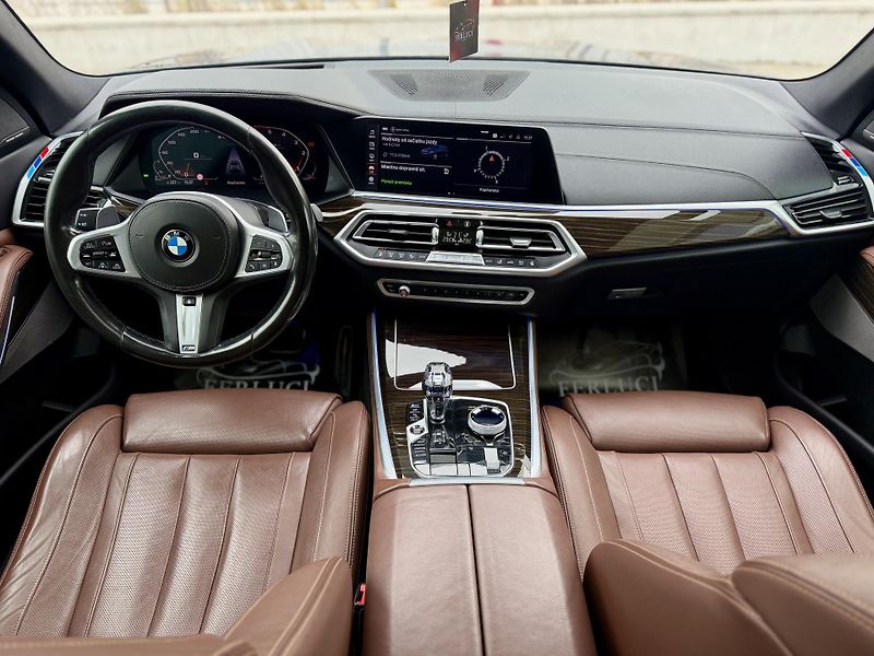 BMW X5 (2020) BMW X5 M50d - fotka 13 z 21
