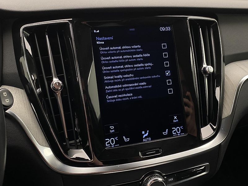 Volvo V60 CC B5 AWD BRIGHT PLUS AUT CZ - fotka 43 z 50