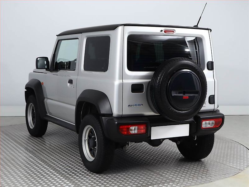 Suzuki Jimny (2022) 1.5 AllGrip - fotka 4 z 13