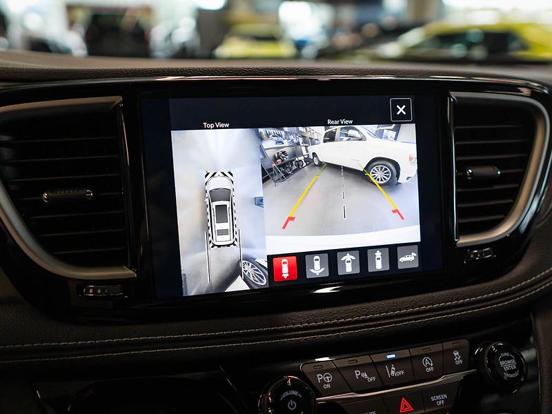 Chrysler Pacifica (2026) 3.6 Select AWD, 360 Cam 2x LCD - fotka 25 z 33