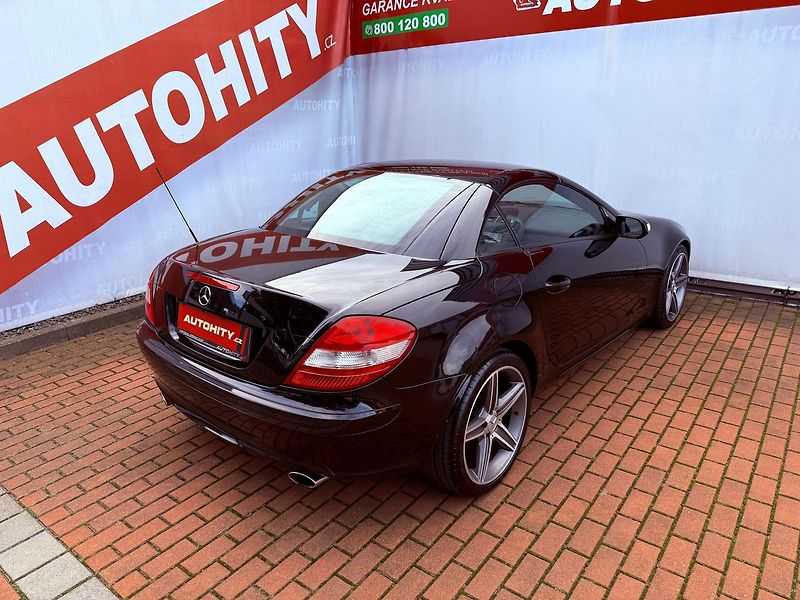 Mercedes-Benz SLK 350 Manuál, 80 tkm, Serviska - fotka 7 z 34