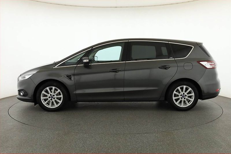 Ford S-MAX (2015) 2.0 TDCi, Automat, Navi - fotka 3 z 20