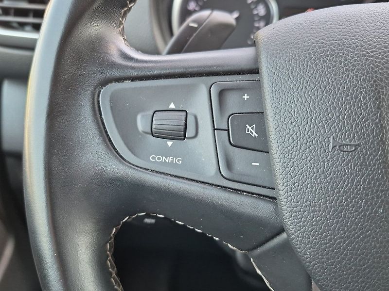 Toyota ProAce Verso Family Comfort NAVI Safety Web - fotka 16 z 29