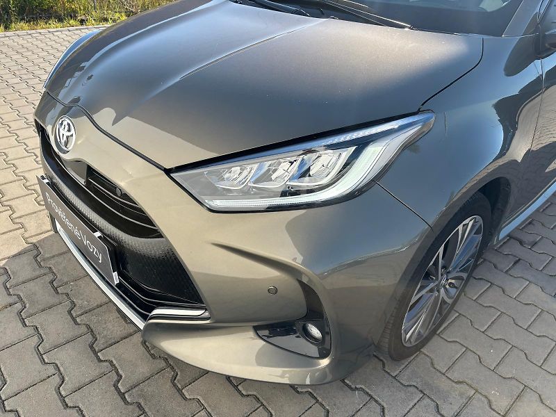 Toyota Yaris 1.5 Dynamic Force Executive AT - fotka 27 z 29