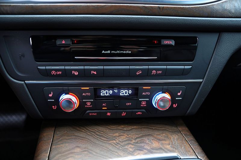Audi A6 Allroad 3.0 TDI 180kW quattro S tronic - fotka 39 z 53