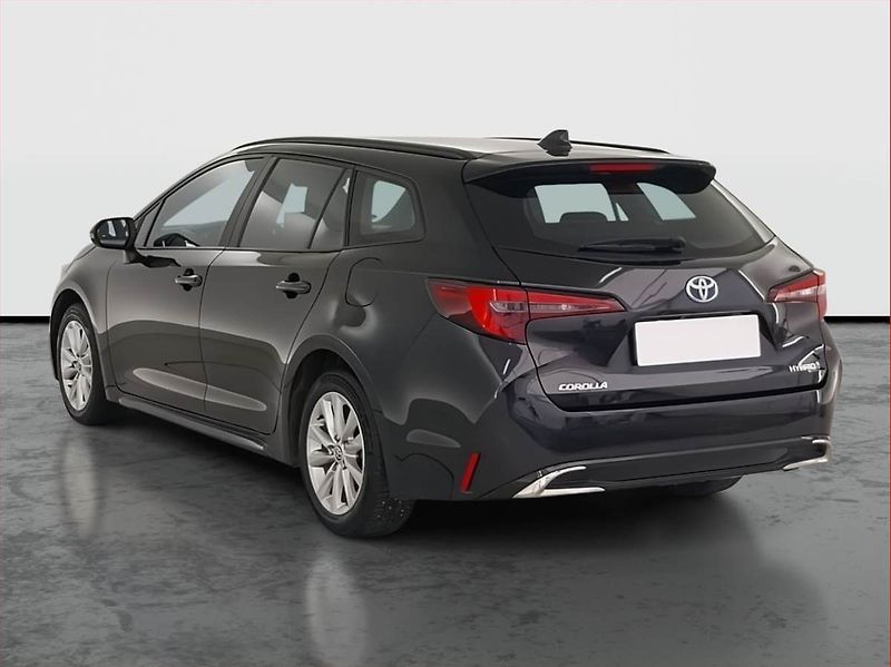 Toyota Corolla (2024) 1.8 Hybrid - fotka 4 z 24